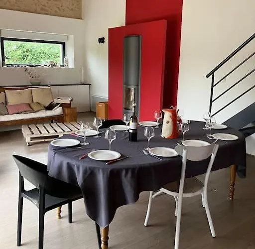 La Maison Du Pressoir Дом отдыха Terranjou